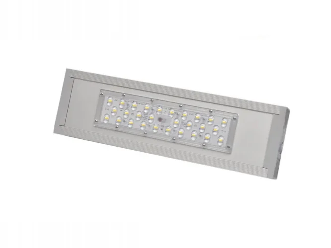 Парма-Strada S 100 (140°, 5000K)